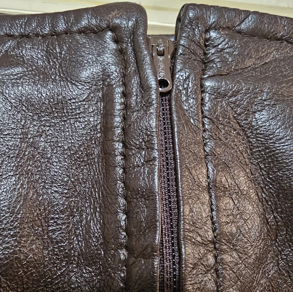 Vintage Buttery Soft 100% Leather Cache Mini Skirt - Size 12 - Picture 7 of 9